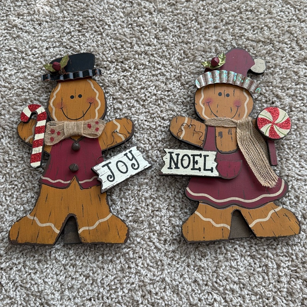 Gingerbread Man & Girl Holiday Decor